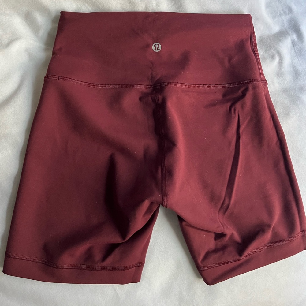 Lululemon Wunder Train Bike Shorts 6 in